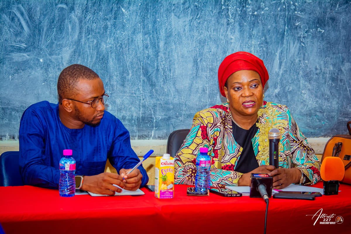 Une intervenante lors d'un panel d'AWIP Niger